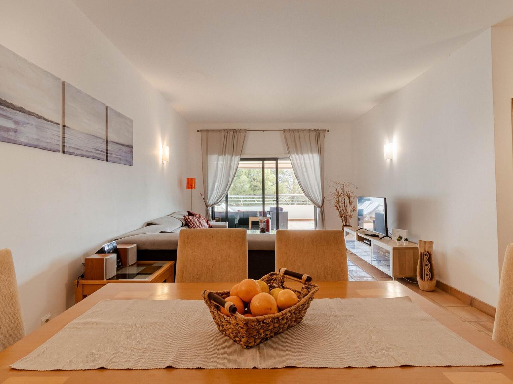 Apartment Modern With Pool In Lagos
