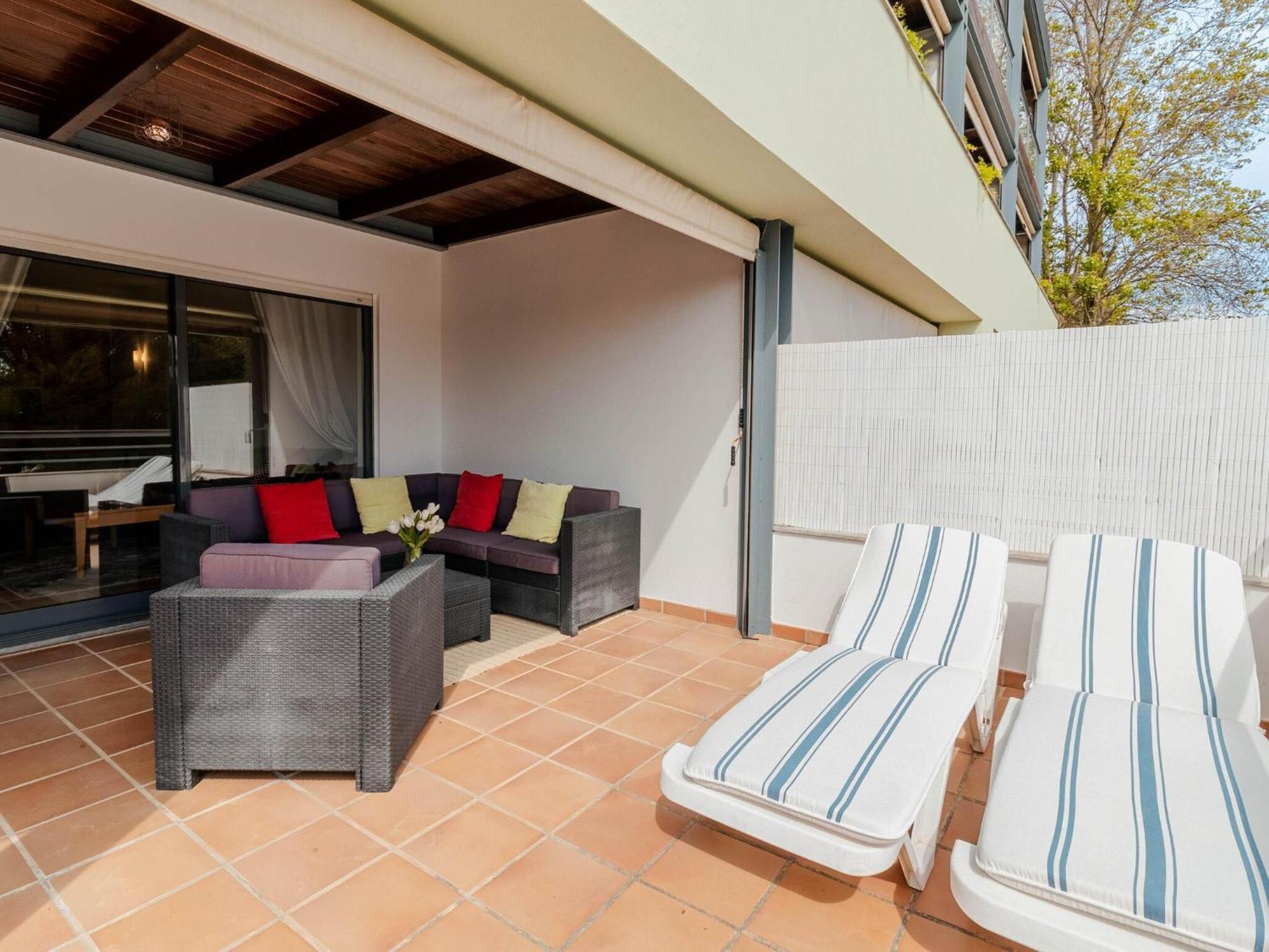 Apartamento Modern With Pool In